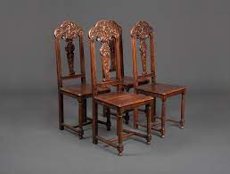 chaise ancienne bois sculpté