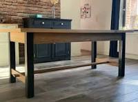 table de ferme rénovée
