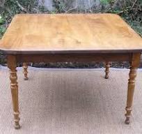 table ancienne carrée