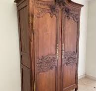 armoire normande ancienne