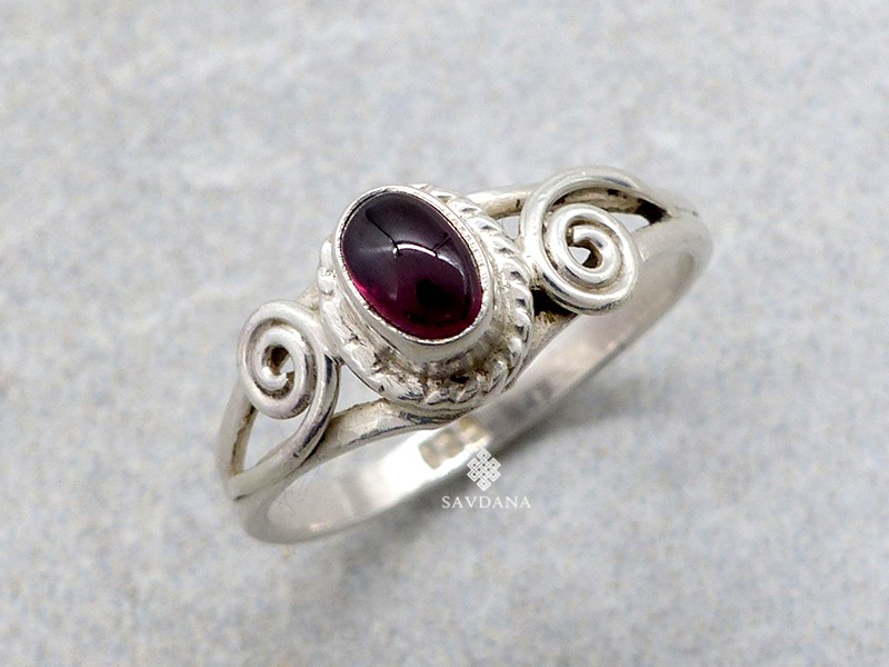 bague ancienne grenat