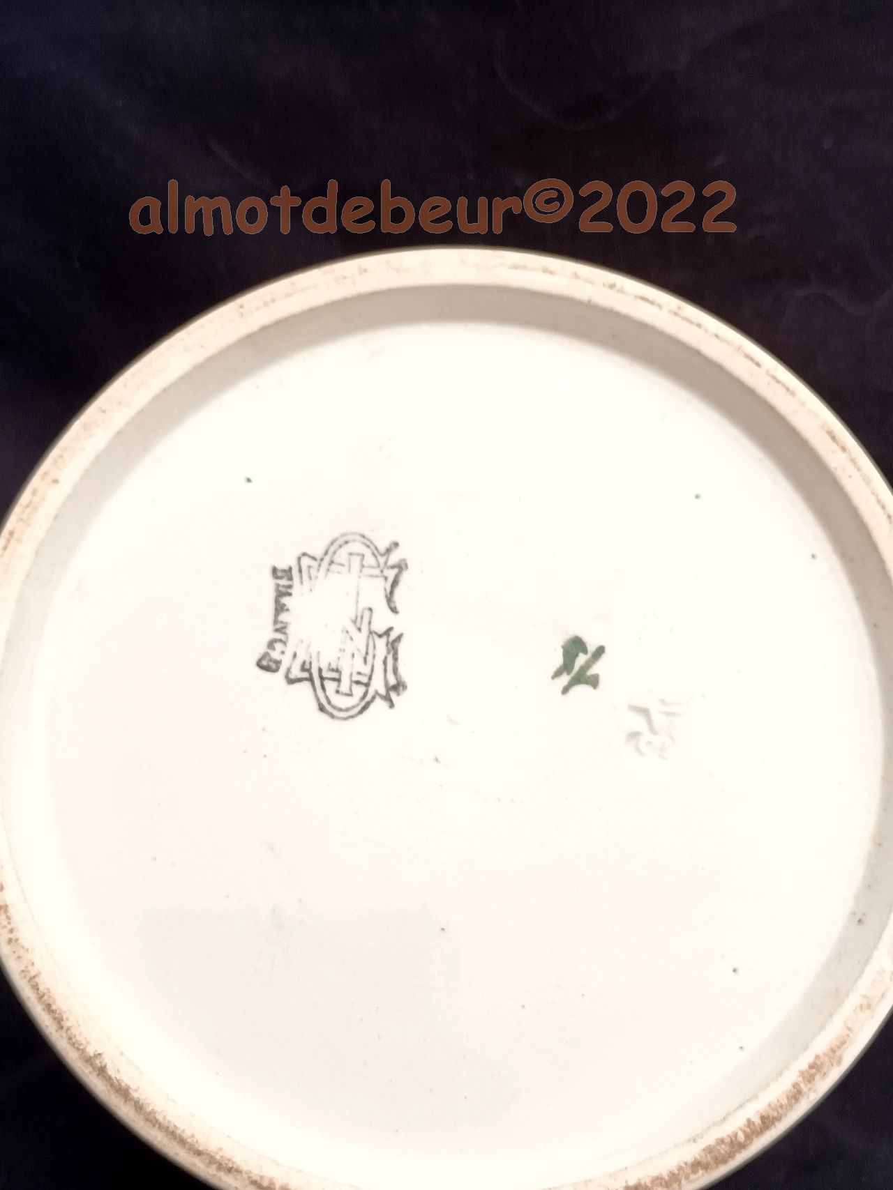 signature faïence ancienne