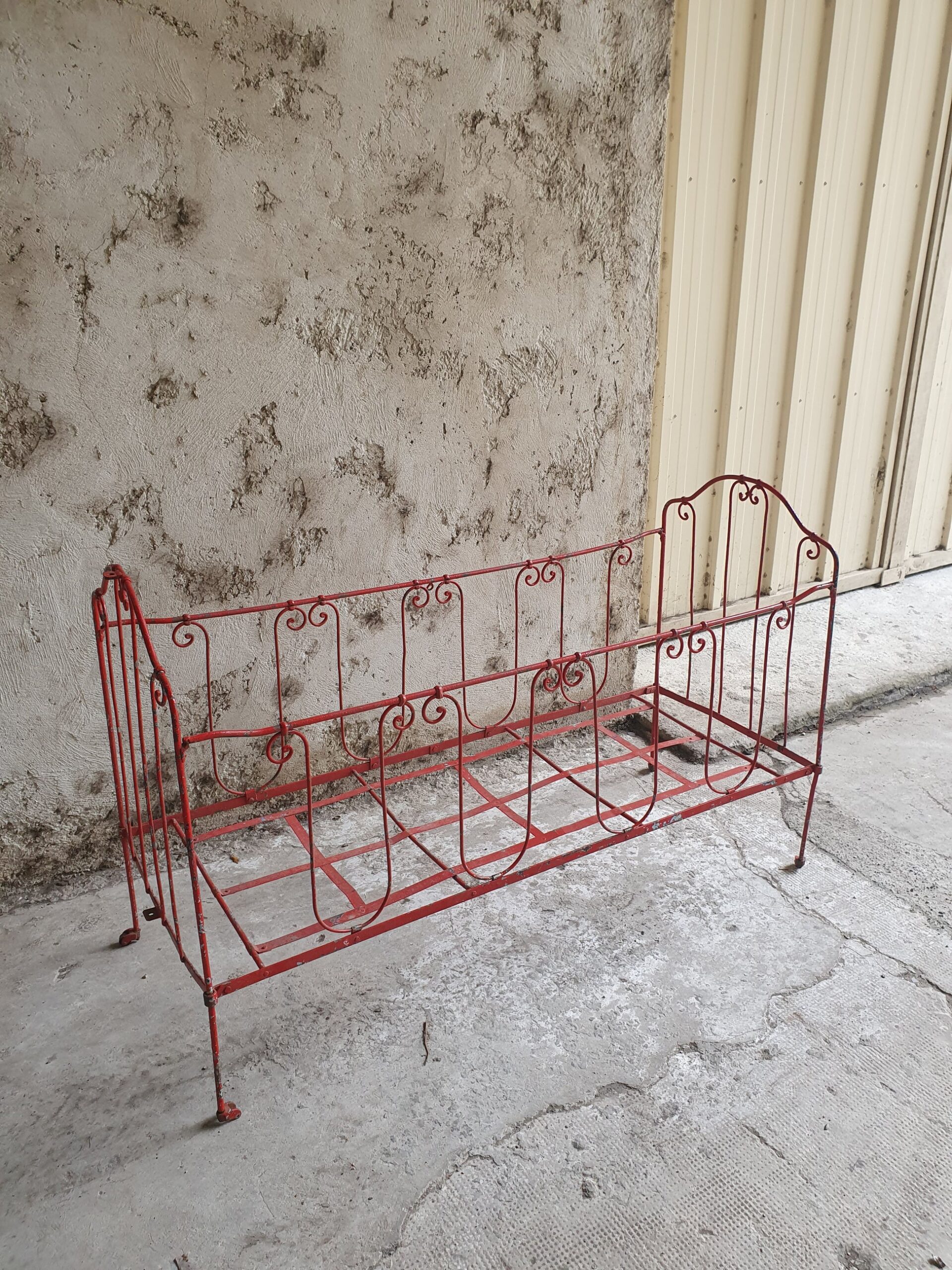 lit en fer forgé ancien