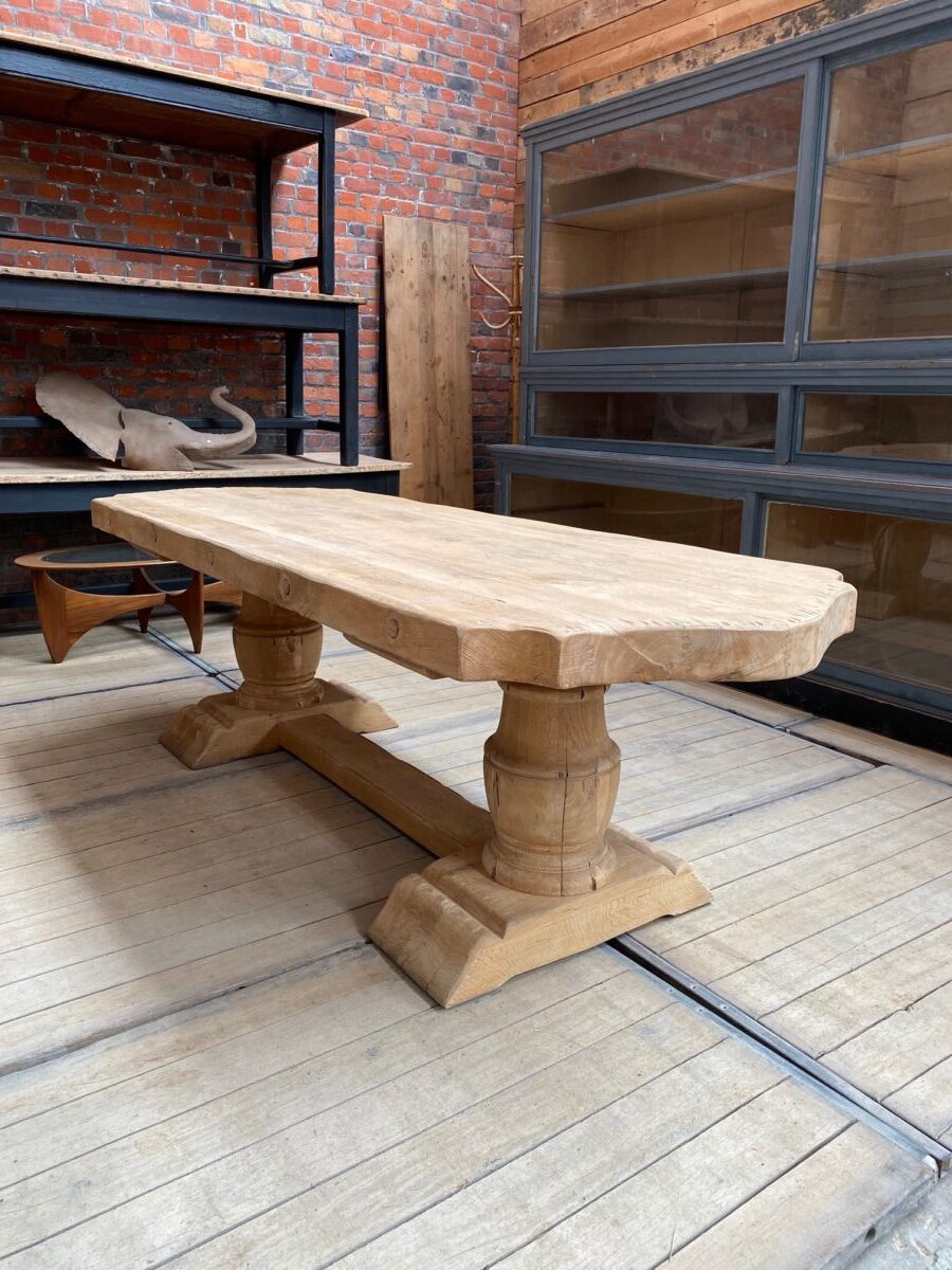 table monastere moderne